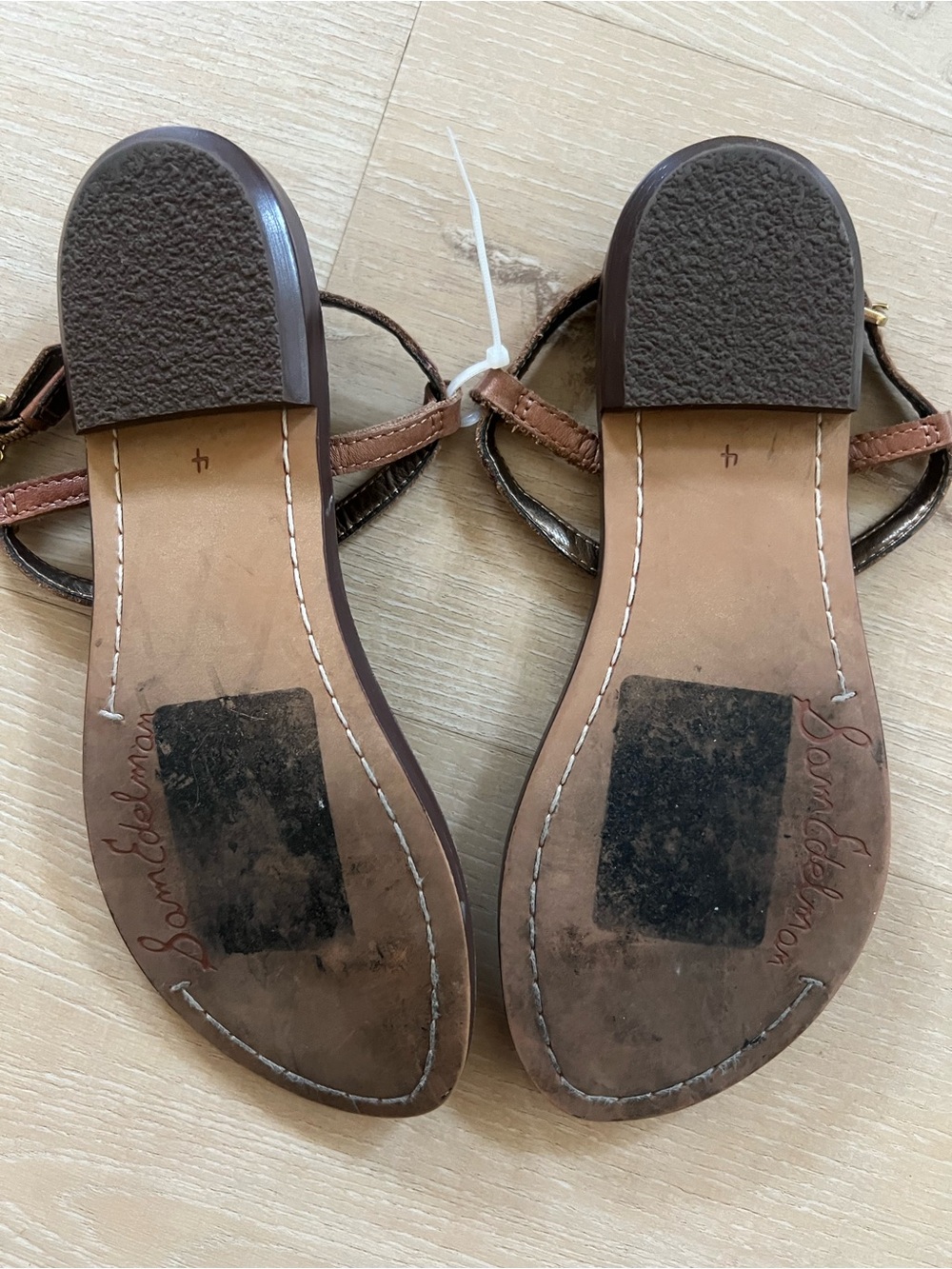 Sam Edelman Cognac Brown T-Strap Sandals - Picture 3 of 3